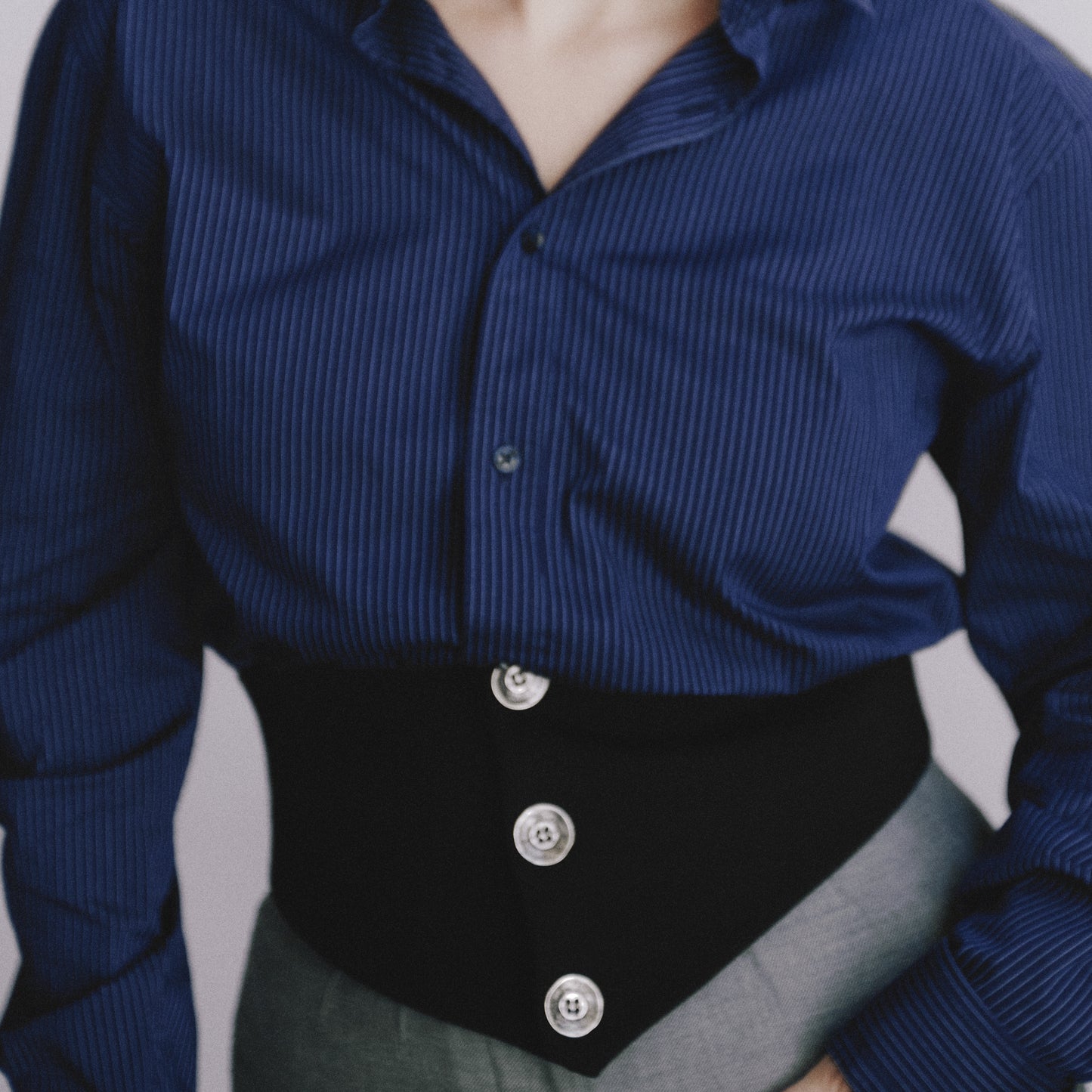 Waistband shirt in dark blue