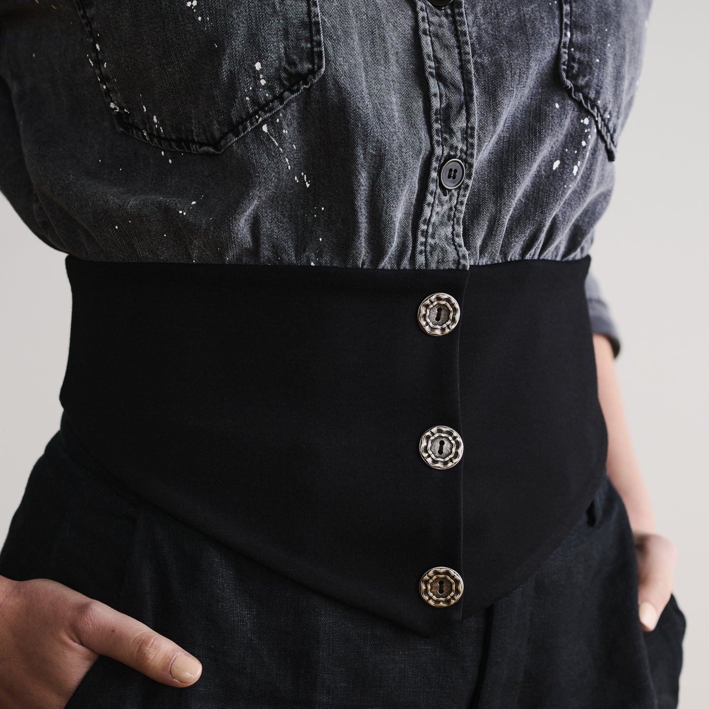 Waistband Shirt in Grey Denim